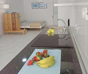 Bonito Estudio con Wifi y Zona de Barbacoa